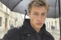 01 JAMESON THORNHILL