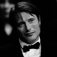 039 MADS MIKKELSEN