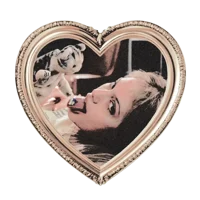 17 LISA ROWE