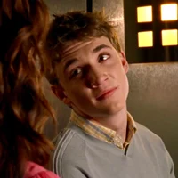 Kyle Gallner 