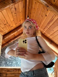 Sabrina Carpenter