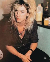 Duff Mckagan 