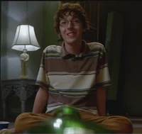 Nerd gira la botella