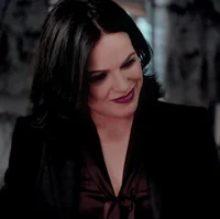 01 - Regina Mills