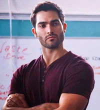 Derek Hale 11