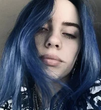 BILLIE EILLISH