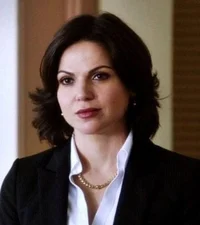 01 - Regina Mills