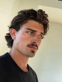 Elliot Hale