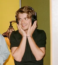 Joe Keery 