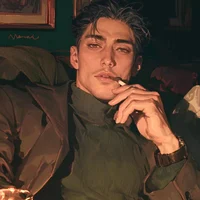 LOVESTRUCK Bodyguard