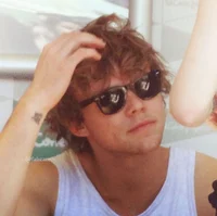 Ashton Irwin