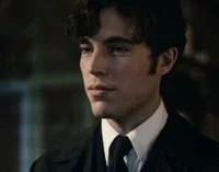 Tom Hughes 
