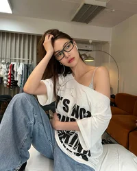 Jingjing Yu