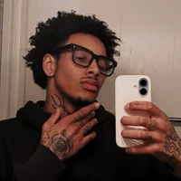 23_Elias Mercer