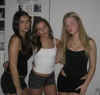 Girls Apartment 01