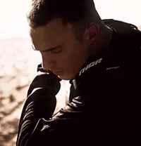 01 Rafe Cameron