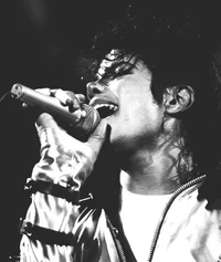 010 MICHAEL JACKSON