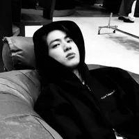 05 Kim Seok-jin