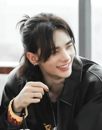 Hwang Hyunjin 