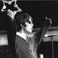 00 LIAM GALLAGHER