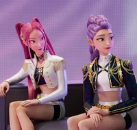 Rumi y Mira