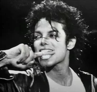010 MICHAEL JACKSON
