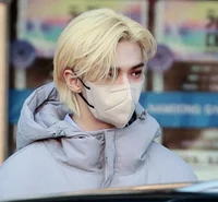 Hwang Hyunjin 