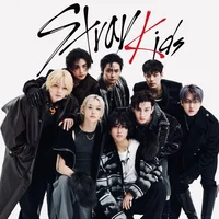 Stray Kids