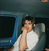 00 LIAM GALLAGHER