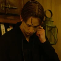 01 Rafe Cameron