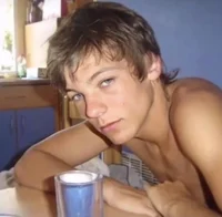 Louis Tomlinson 
