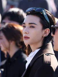 Hwang Hyunjin 