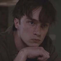 01 Drew Starkey