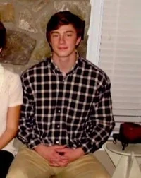 01 Drew Starkey
