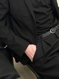 Draco L M