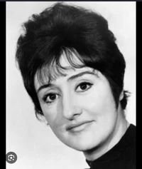 Anna Quayle 