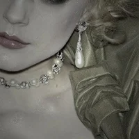 Effie Trinket