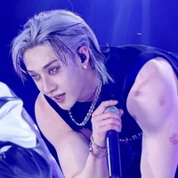 01 Bang Chan