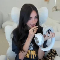 MADISON BEER