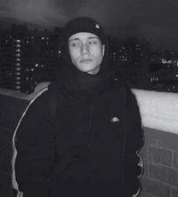 05 -LEE MACIVER