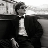 JACOB ELORDI 006