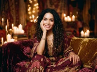 Lisa Bonet Romance