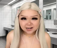 Dumb btch girl