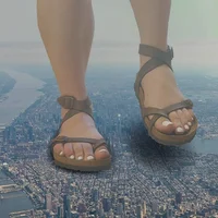 Giantess Camila