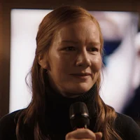 Eva Stratt