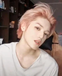 李泰容