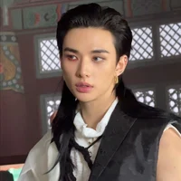 Hyunjin emperor