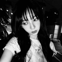 12 Yu Karina