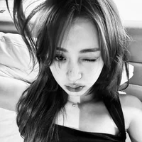 11 Huh Yunjin