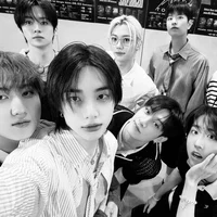 04 Stray Kids